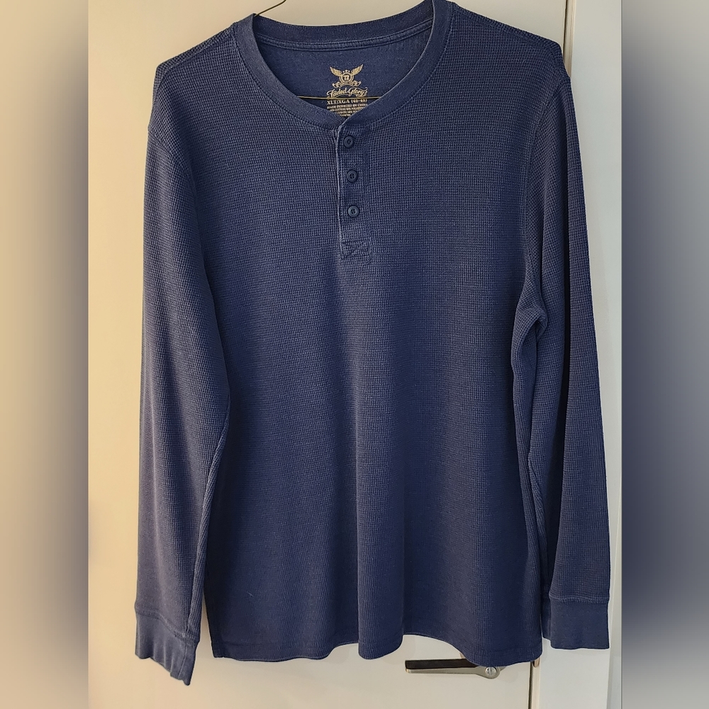 Men's Faded Glory Navy long sleeve size XL